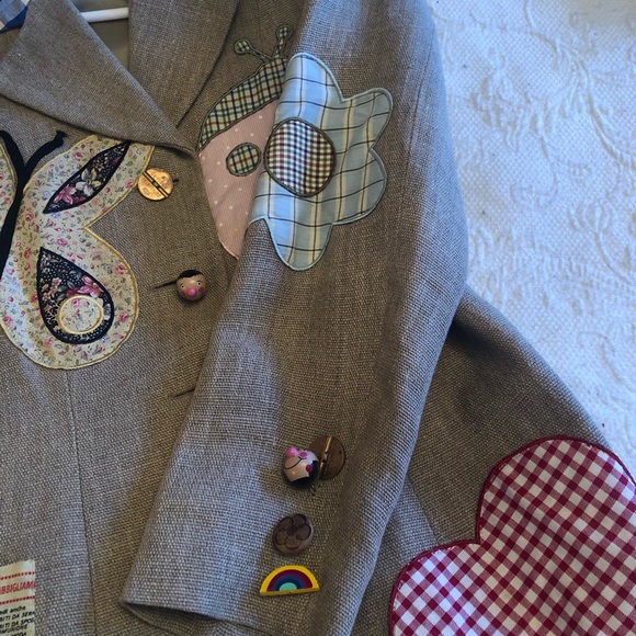 Authentic Vintage Moschino Linen Blazer - Picture 4 of 9